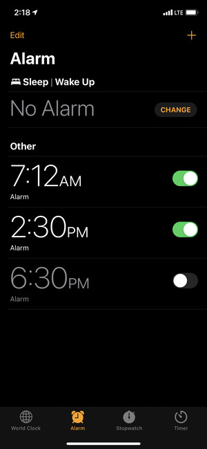 Экран будильника в приложении «Часы» на iPhone