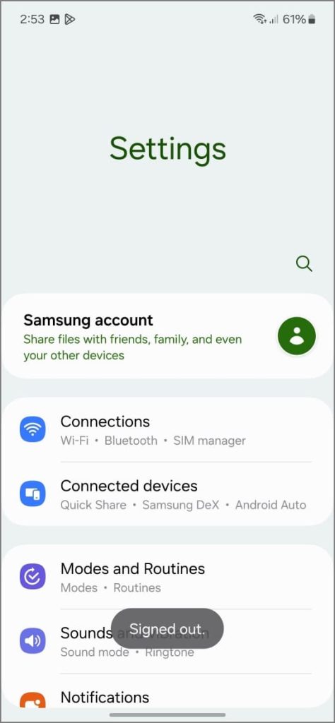 Вышел из учетной записи Samsung на телефоне Samsung Galaxy.