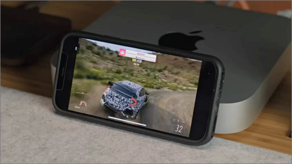 Игра в игру Forza Horizon 5 AAA на iPhone с играми Xbox Cloud